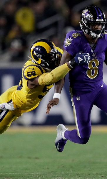 Lamar Jackson throws 5 TD passes, Ravens rout Rams 45-6